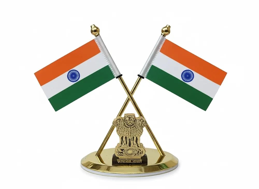 Almoda Creations Car