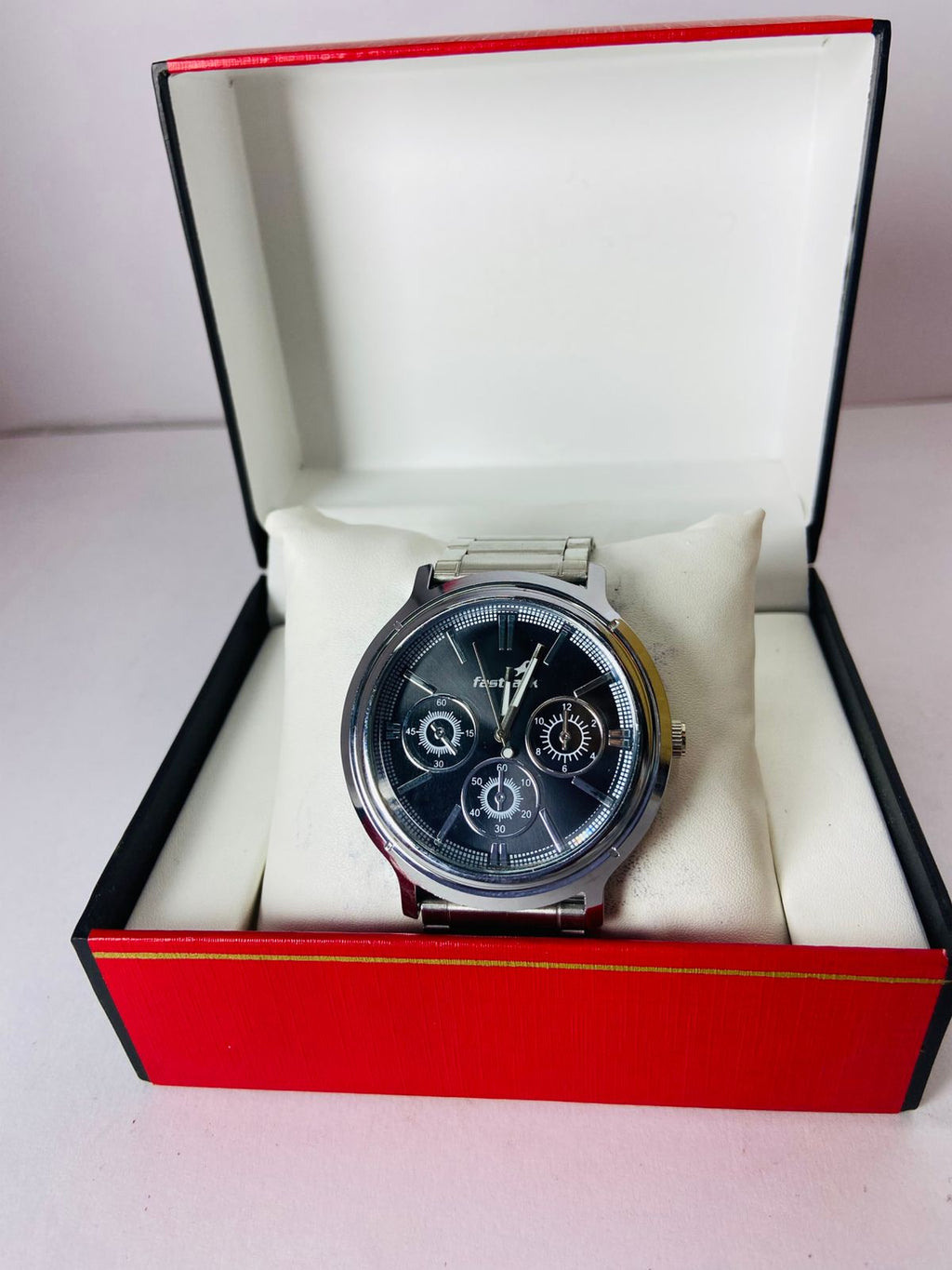 Dial Fastrack Watch