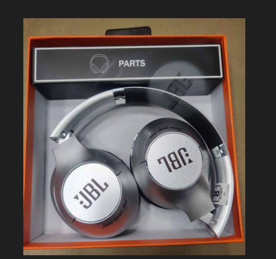 JBL TUNE901