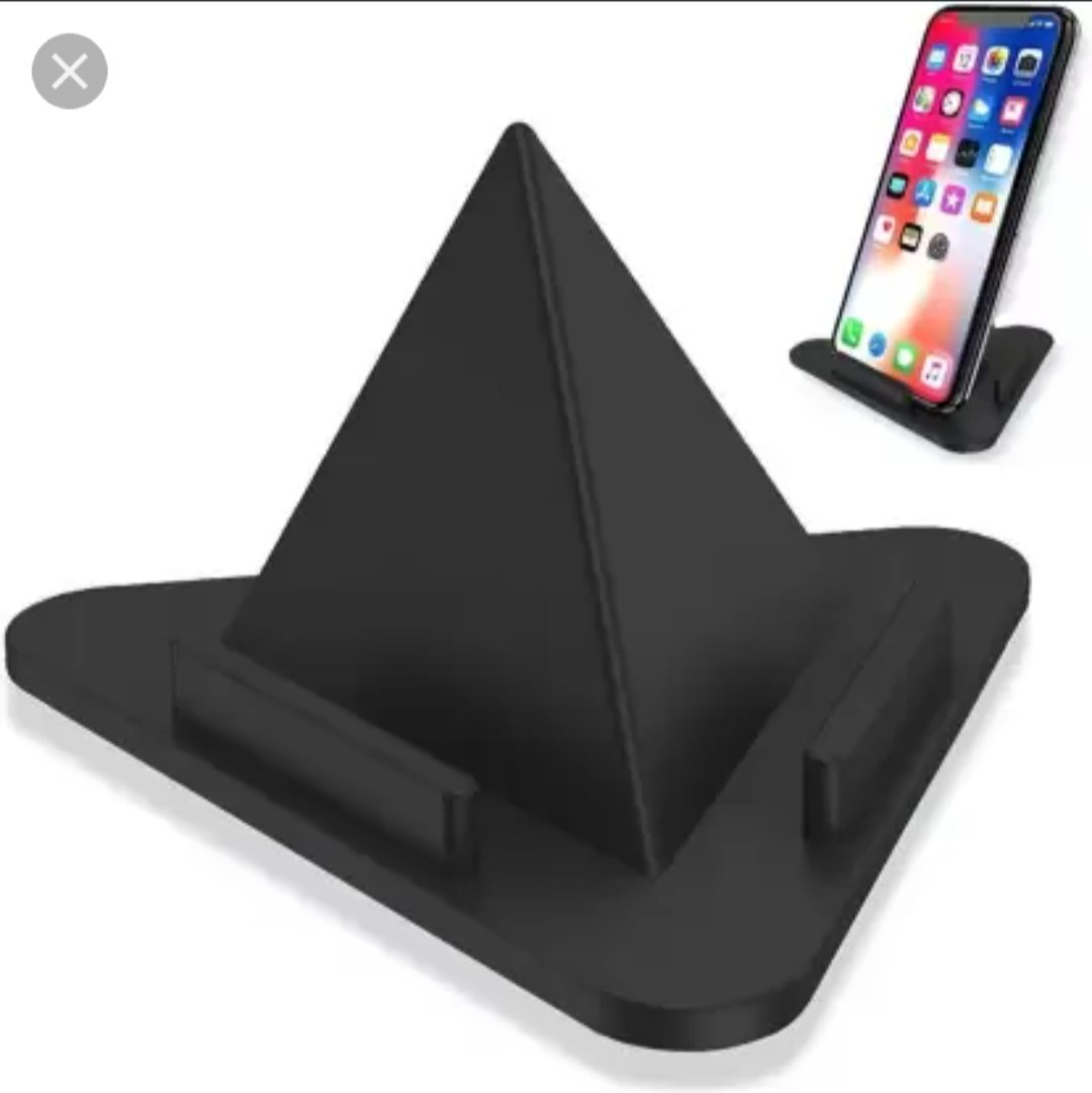 Triangle mobile stand