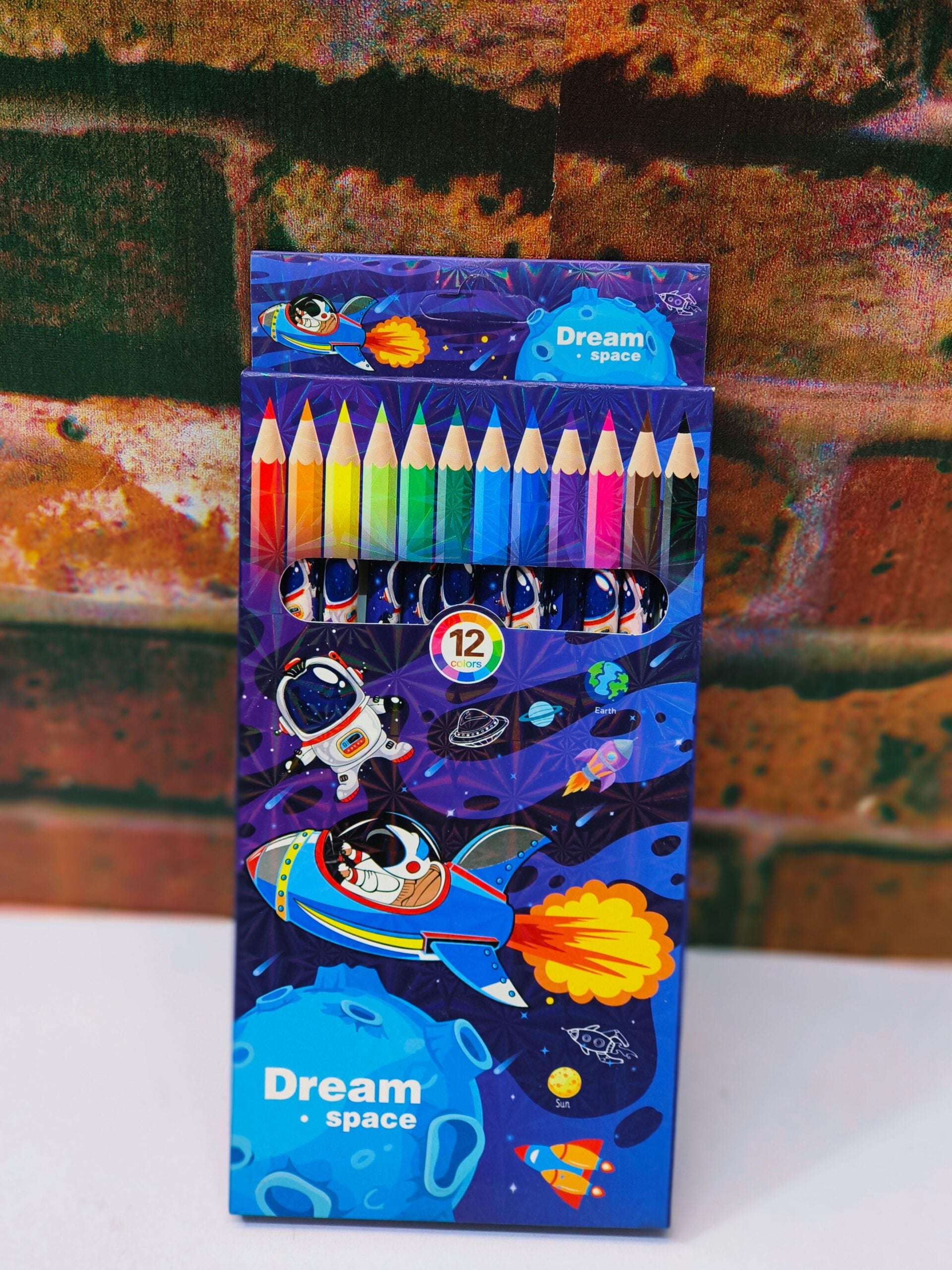 Colour pencil