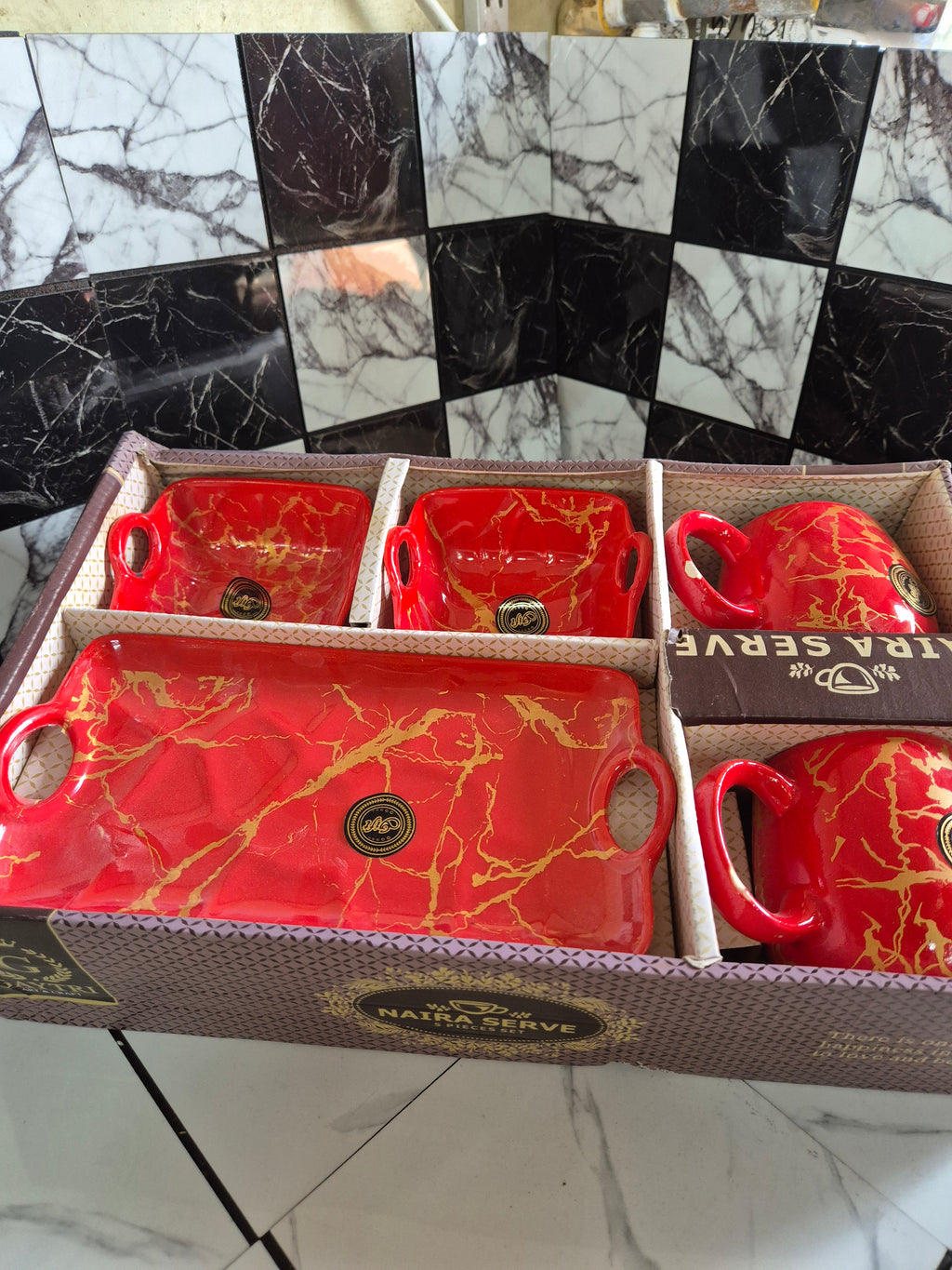 Crockery set